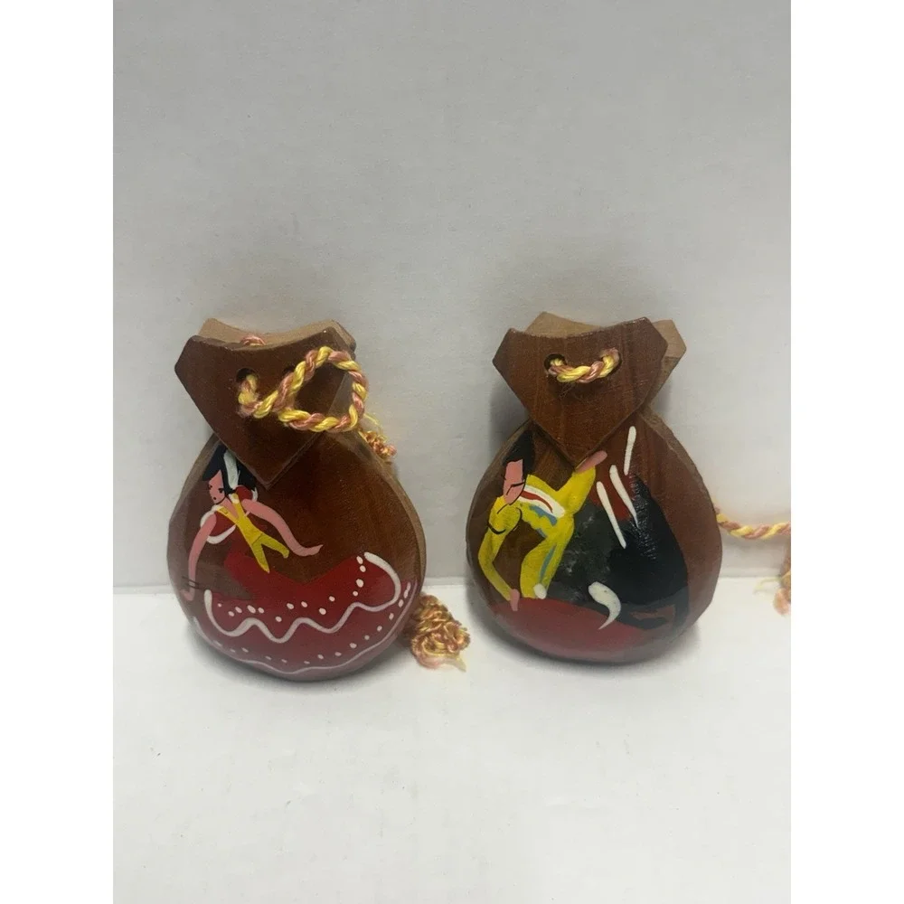 Vintage Castanets  Wooden Percussion rustic‎ Set of  2 Spanish Castanuelas